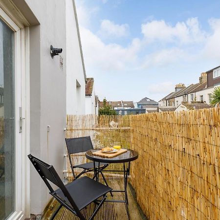 Charming 2 Bedroom Flat In Central Hove With Free Parking Dış mekan fotoğraf