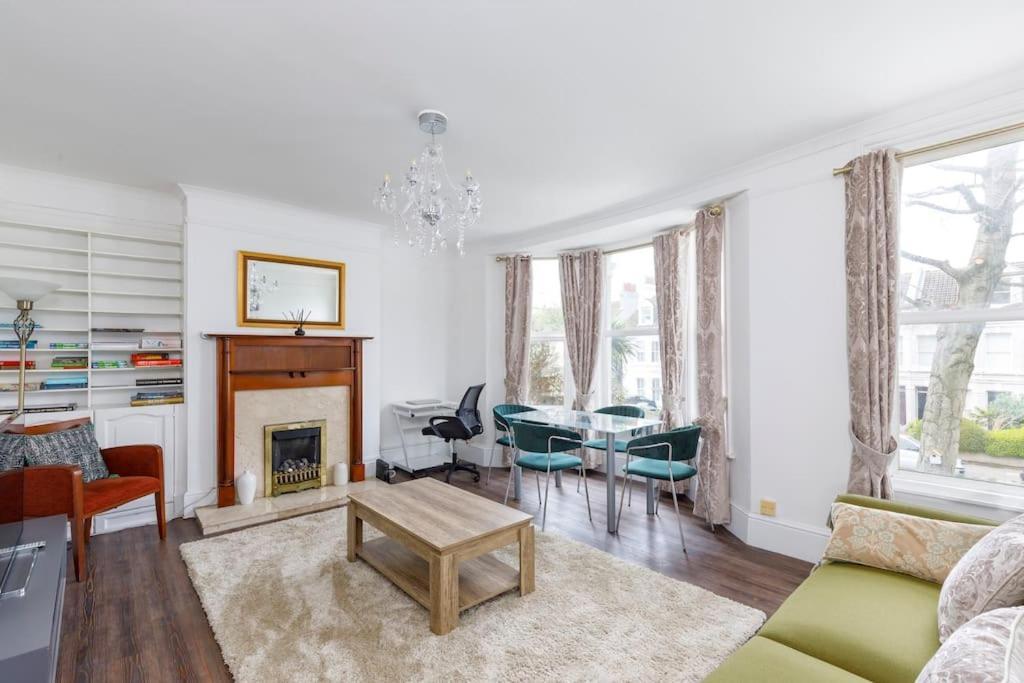 Charming 2 Bedroom Flat In Central Hove With Free Parking Dış mekan fotoğraf
