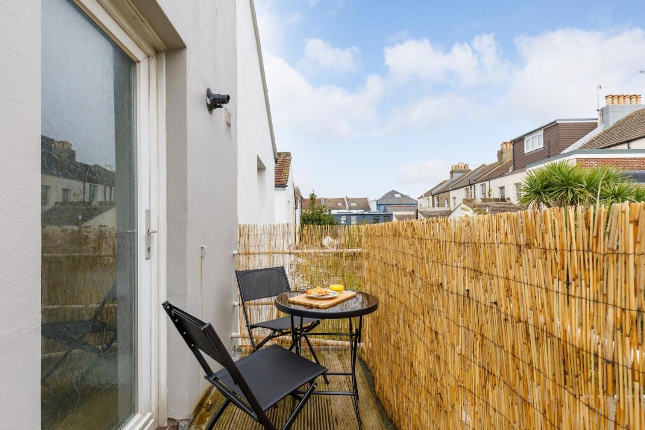 Charming 2 Bedroom Flat In Central Hove With Free Parking Dış mekan fotoğraf
