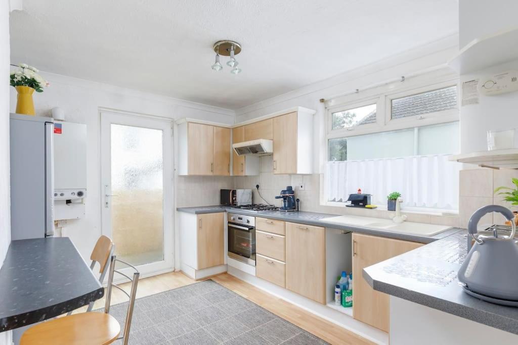 Charming 2 Bedroom Flat In Central Hove With Free Parking Dış mekan fotoğraf